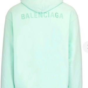 Selling this beautiful and authentic Hoodie